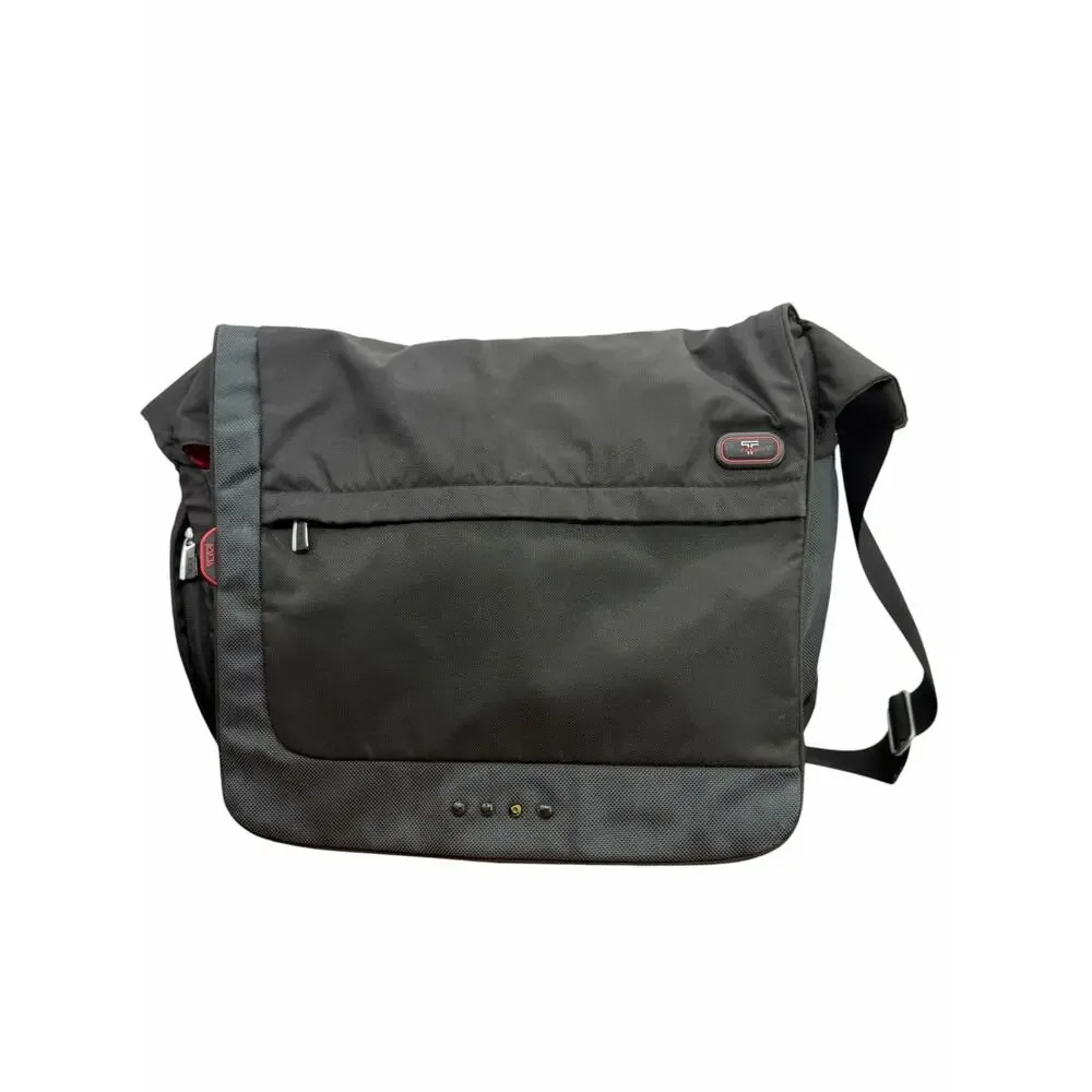 TUMI T-TECH 16” Expandable Messenger Bag  Laptop Nylon Shoulder Black Bag 5112D